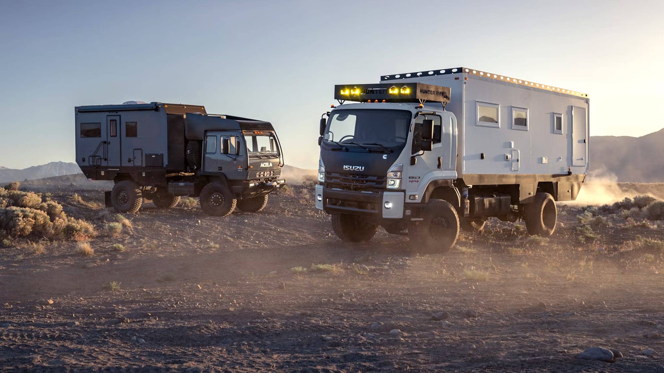 Bliss Mobil Expeditionsfahrzeug in der Wüste